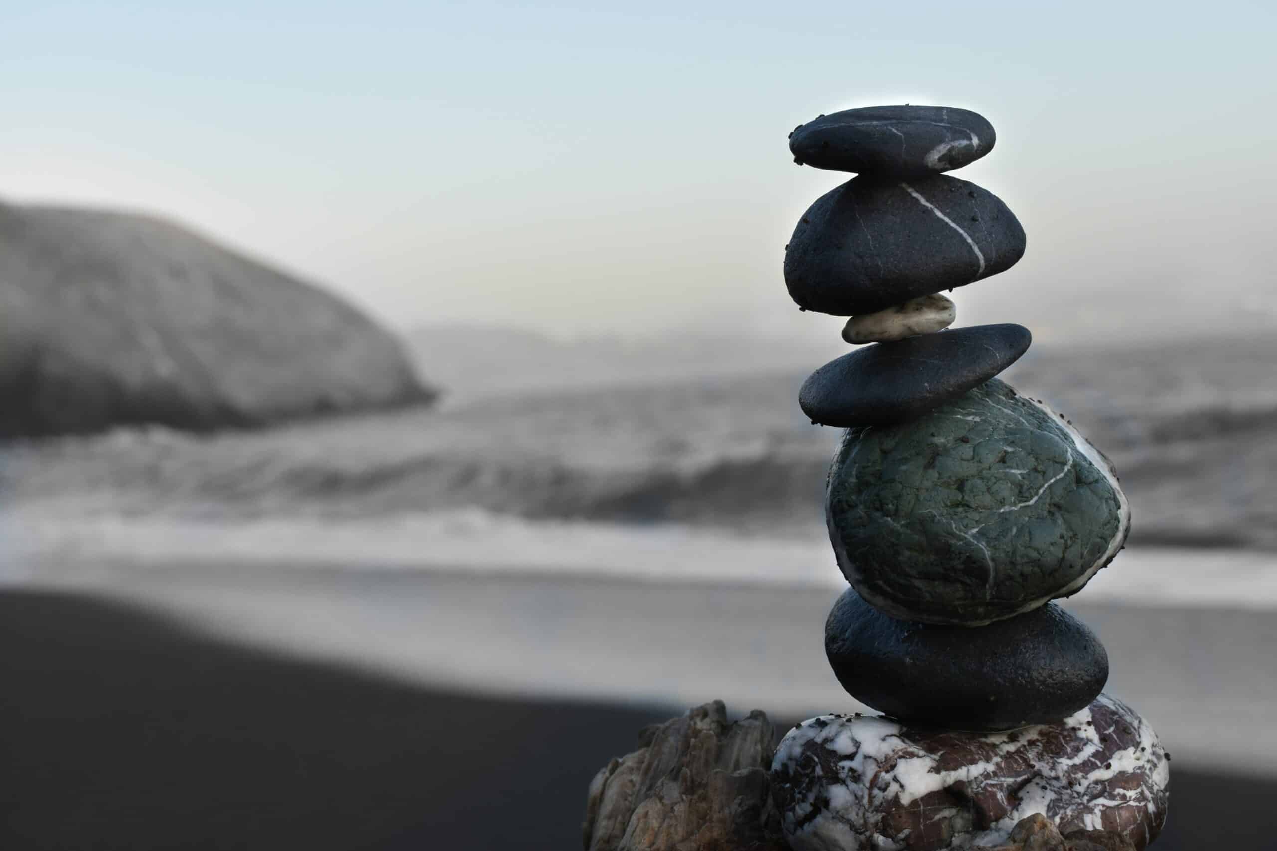 Rustige, gebalanceerde natuurscène, symbool voor de allostase-theorie
